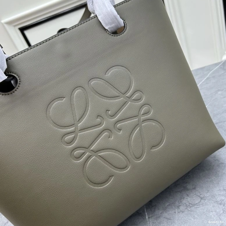83616 Shopping Bags Loewe Stylish 0724